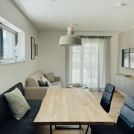 Wia Dahoam Apartament *